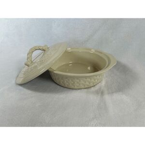 Celebrating Home Stoneware Veranda Collection 10" Round Casserole Basketweave